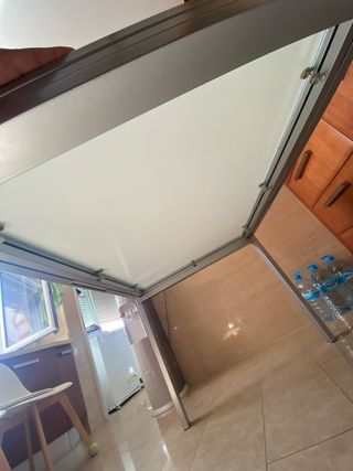 MESA METALICA Y CRISTAL 