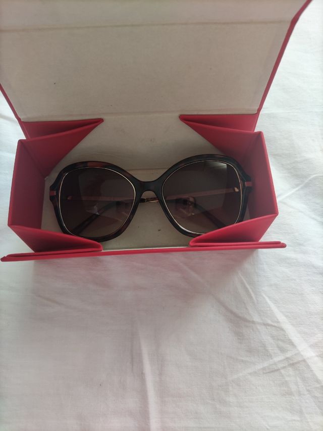 Óculos de sol GUESS