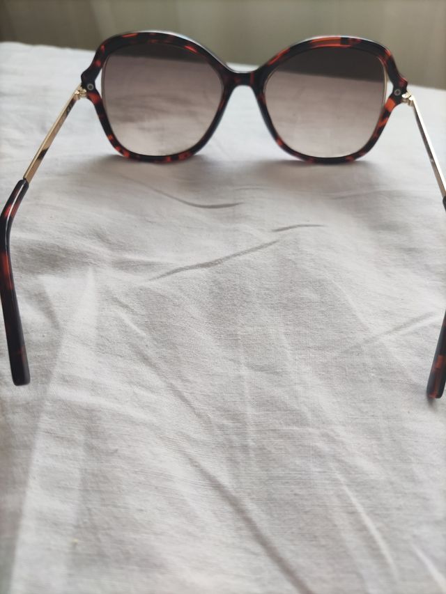 Óculos de sol GUESS