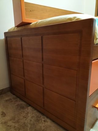 Estructura de cama con cajones