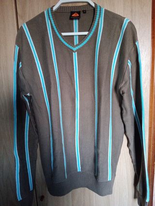 Vendo jersey de hombre Boris Becker