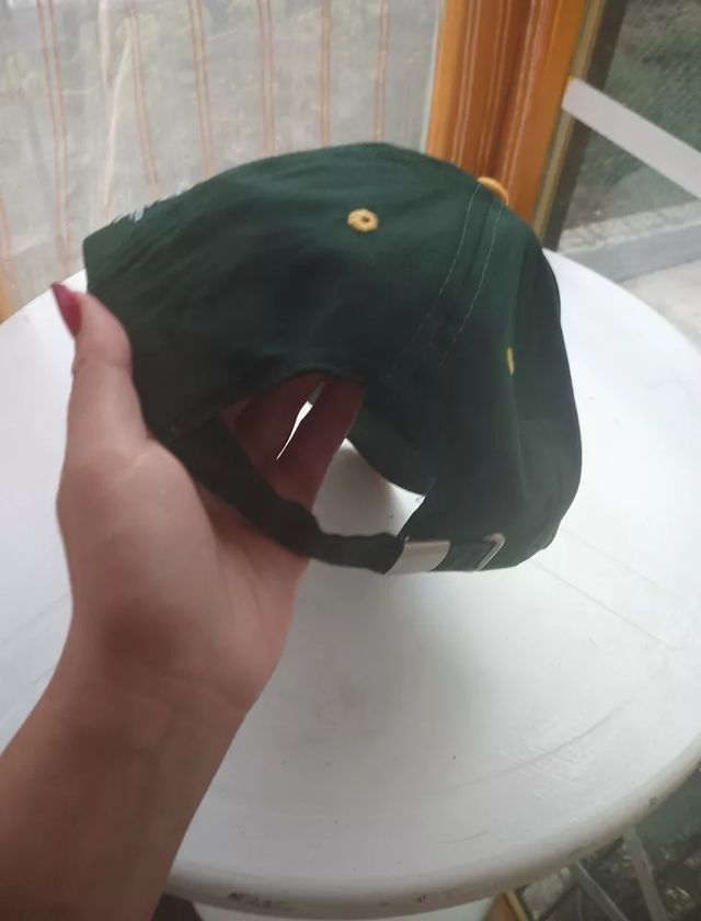 Cappellino + guanto da forno Calve'