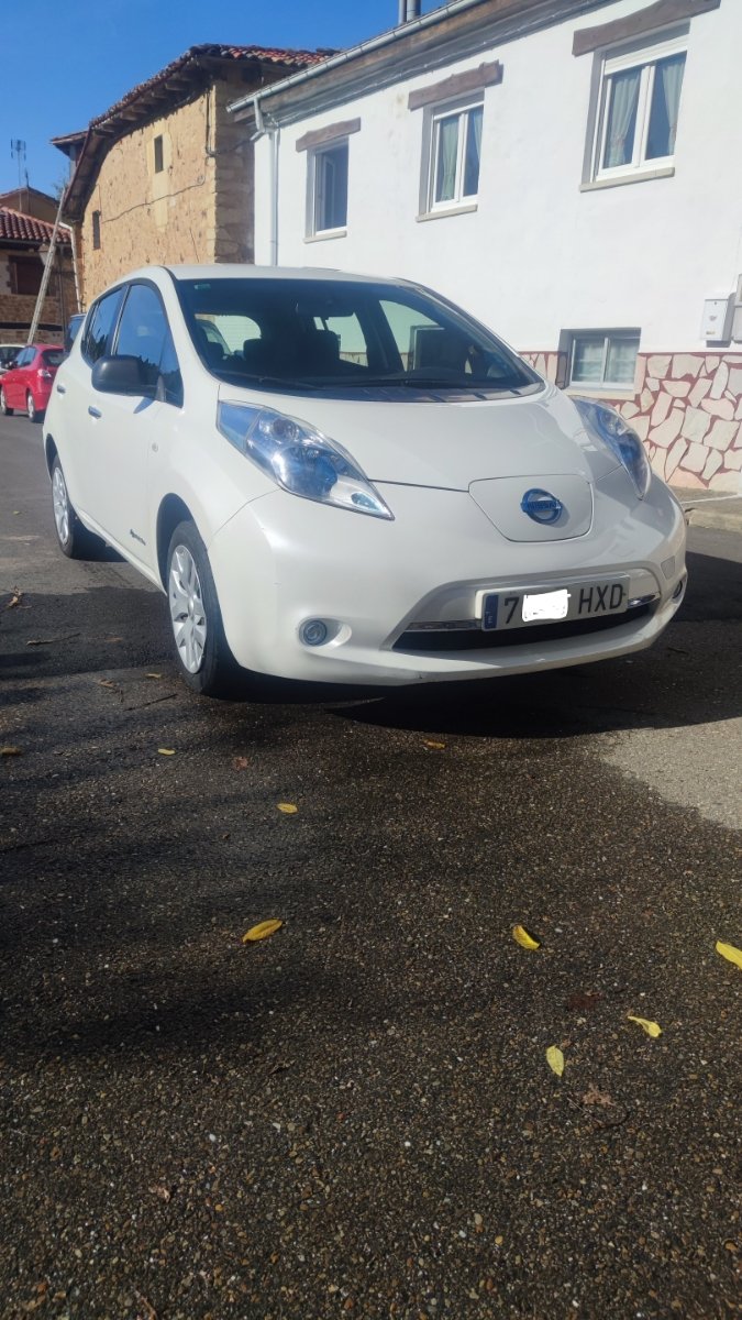 Nissan Leaf 2015 - foto 1