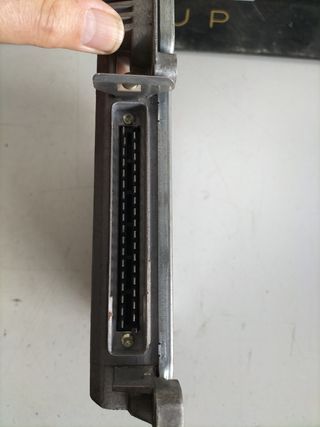 Centralita motor Renault Clio  Ref : 7700854160