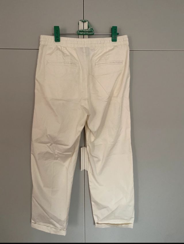 Pantalones blancos anchos
