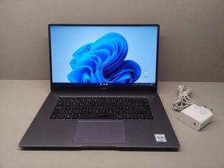Ordenador portátil HUAWEI MateBook D 15 AMD Ryzen