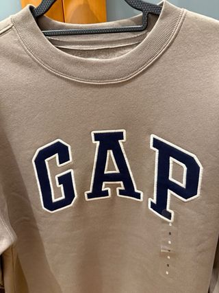 NUEVA A ESTRENAR. Sudadera GAP