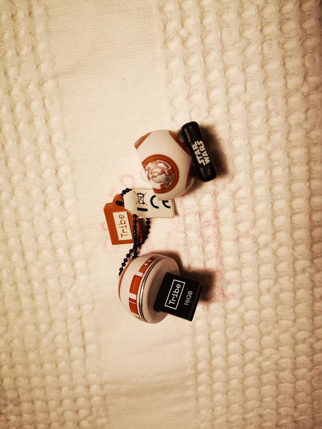 Chiavetta USB Tribe 16GB Star Wars BB-8