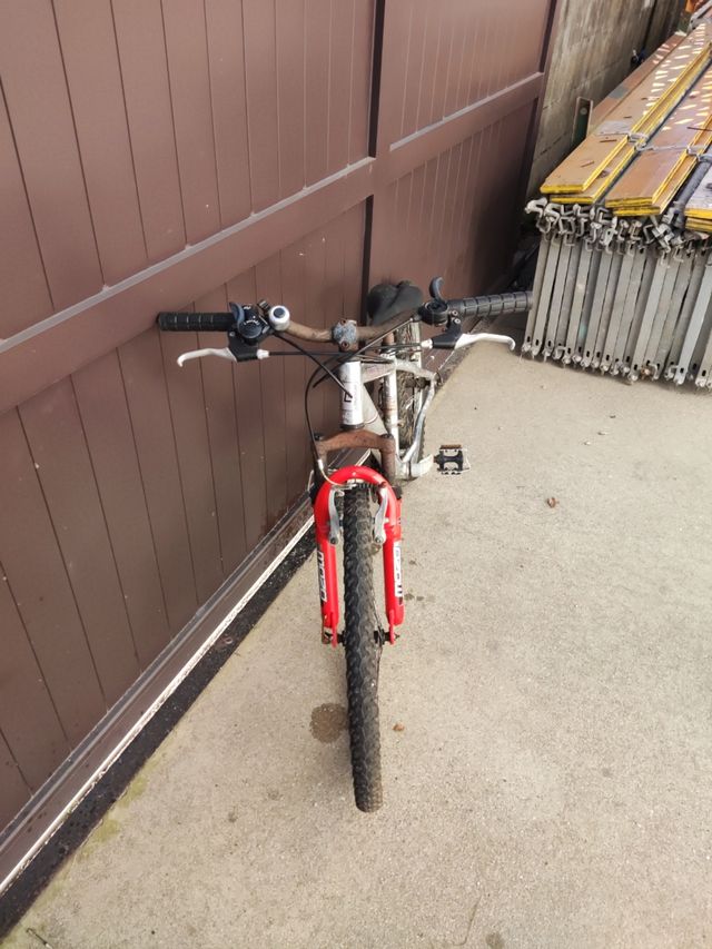 24 Bicicleta mtb 8 a 12 años. 24pulgadas