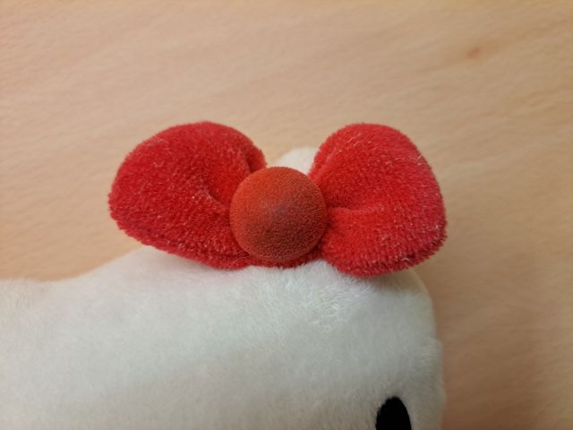 Peluche auto Hello Kitty Sanrio