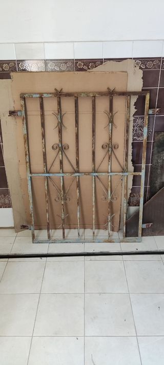 Reja de hierro