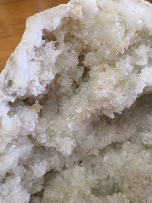 Geode quarzo bianco