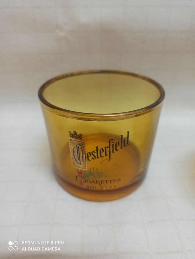 Peq. Coleccion Antigua de vasos marcas de tabaco.