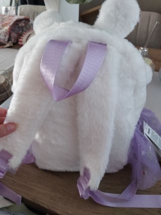 Mochila conejita peluche