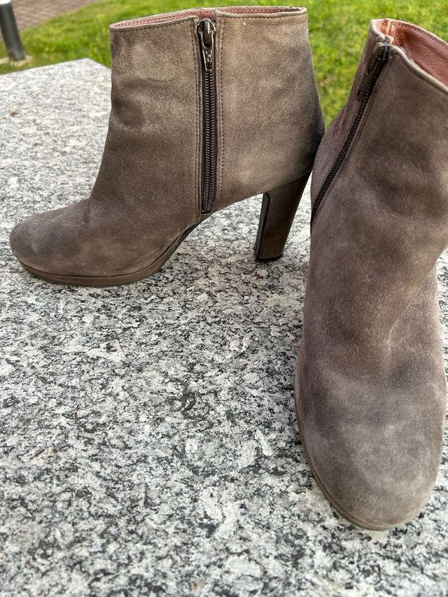 Keys tronchetti camoscio