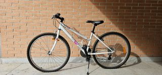 Bicicleta Decathlon para niña Rockrider