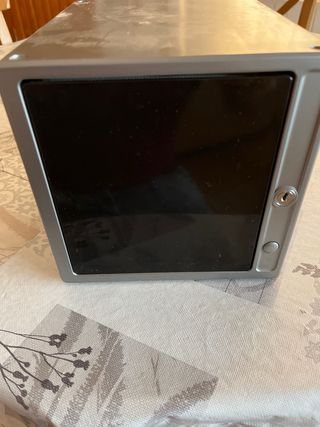 Caja almacenamiento para cds