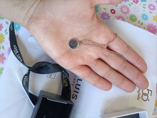 Cadena de plata letra C