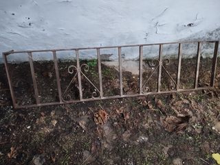 Reja balconcillo terraza.