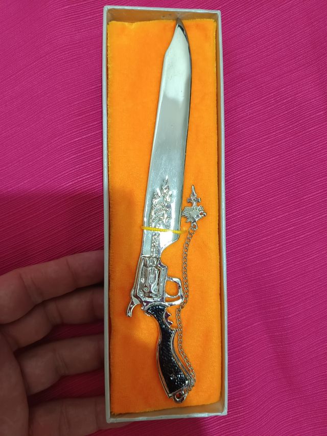 Gunblade, tagliacarte, final fantasy 8, Square