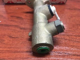 Bomba freno principal Carretilla elevadora Ausa