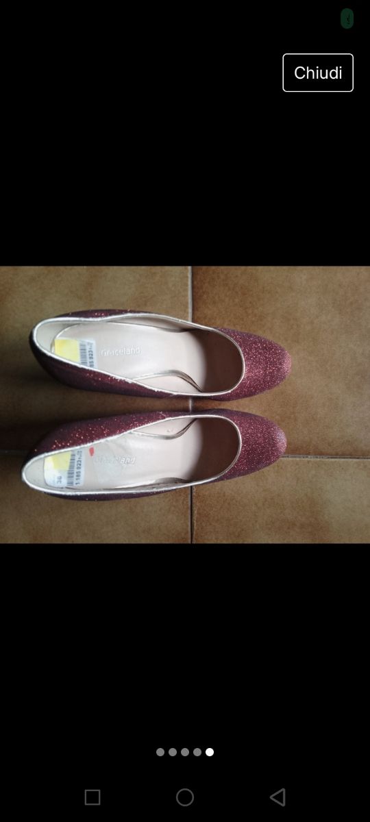 Scarpe rosse glitterate da vera Diva!