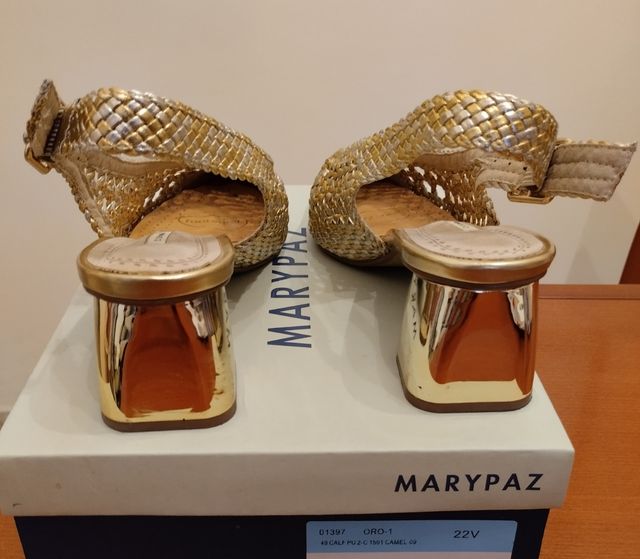 Zapatos destalonado talla 39