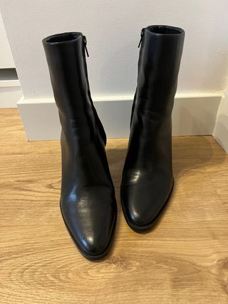 Botines negros