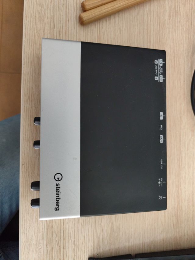 Tarjeta sonido Steinberg 242