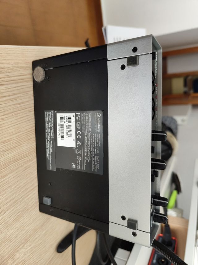 Tarjeta sonido Steinberg 242