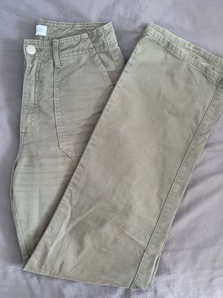 pantalón cargo verde caqui mujer