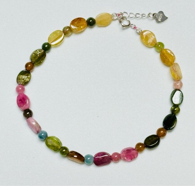 Pulsera con turmalinas de colores y plata ley 925