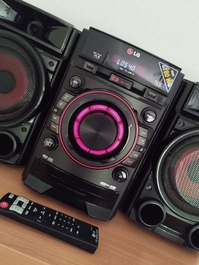 MINI HI-FI SYSTEM LG 