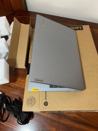 Portátil Lenovo Chromebook IdeaPad 3 15.6 FHD 