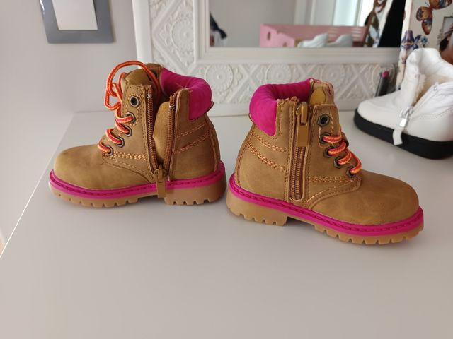 Botines niña talla 21 por estrenar