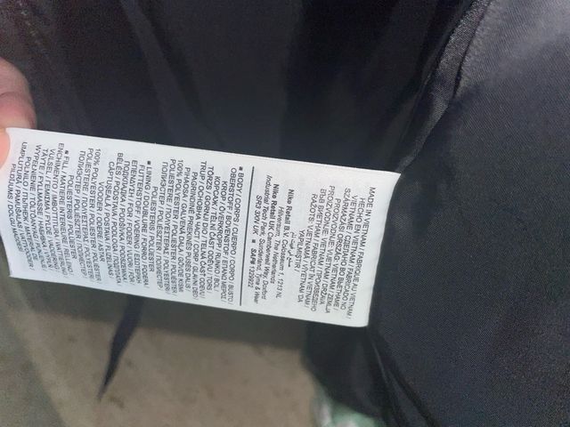 Chaquetón nike therma fit mujer