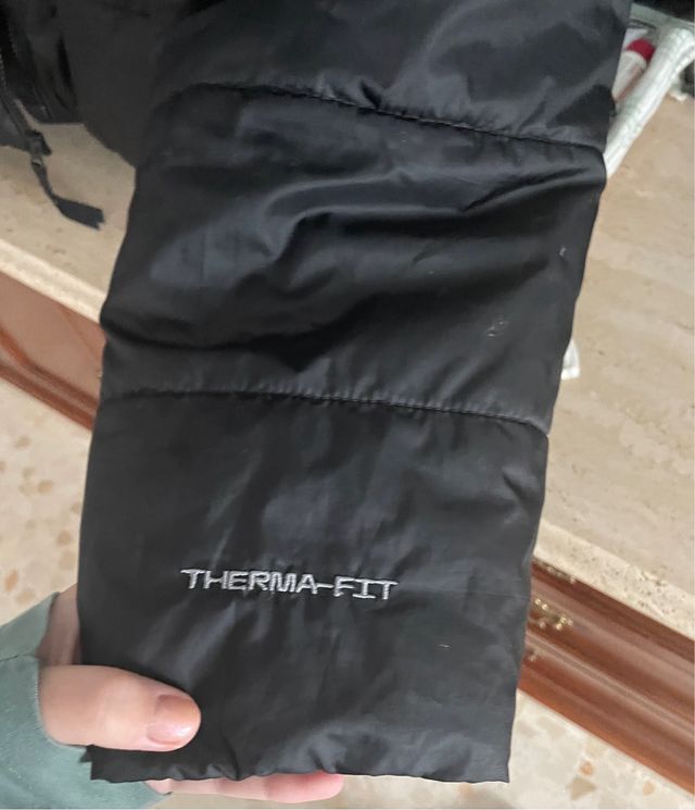 Chaquetón nike therma fit mujer