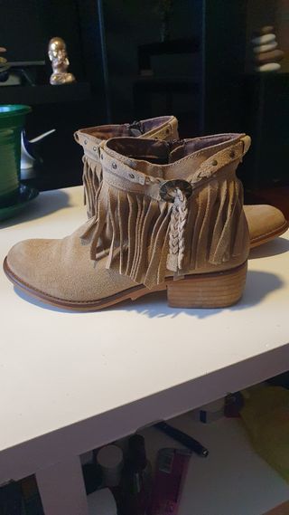 BOTIN CAMPERO PIEL.