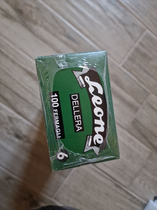 10 confezioni Leone fermagli giganti