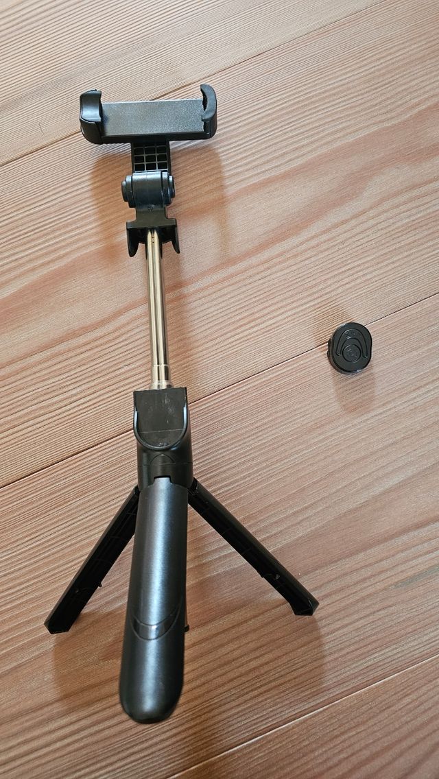 Bastone selfie con telecomando