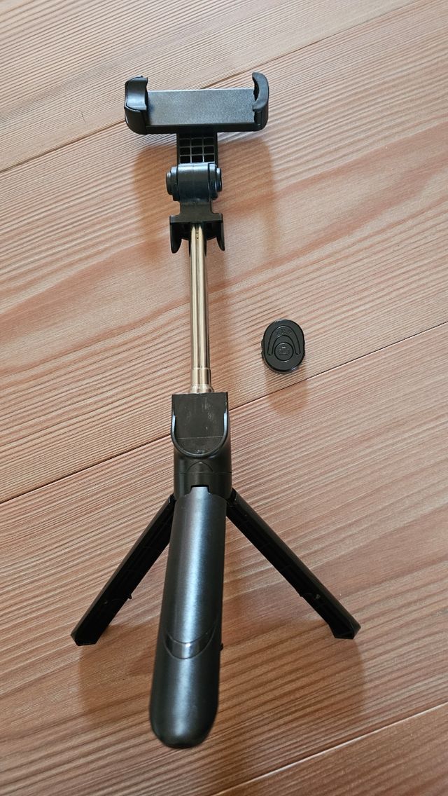 Bastone selfie con telecomando