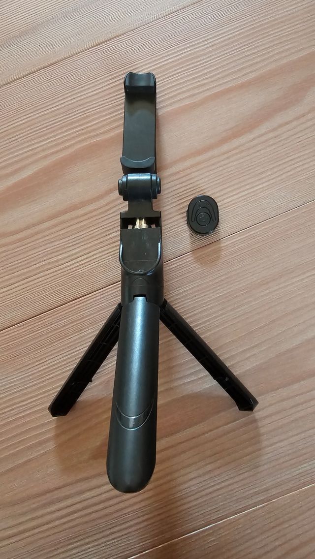 Bastone selfie con telecomando