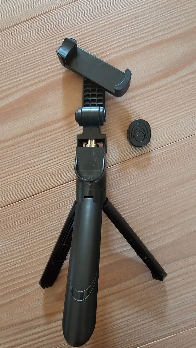 Bastone selfie con telecomando