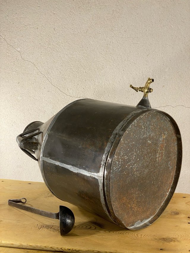 Gran zafra antigua mielera de latón estañado