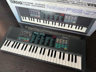 Teclado YAMAHA PSS 270