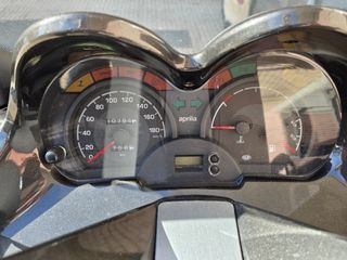 Moto Aprilia Atlantic
