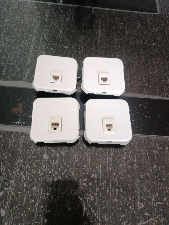 Lote 4 tomas teléfono SIMON 31