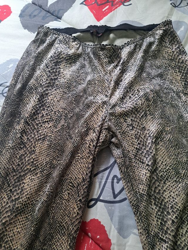 Pantalón animal print talla S terciopelo