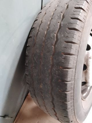 Llanta Iveco daily