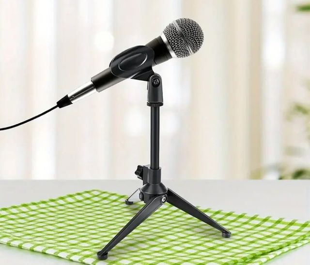 Soporte de micrófono, ajustable y plegable